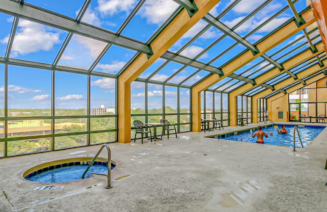 Ocean View King Suite With Modern Decor And Accents - Caravelle Resort 605 Sleeps 4 Guests Myrtle Beach Zewnętrze zdjęcie