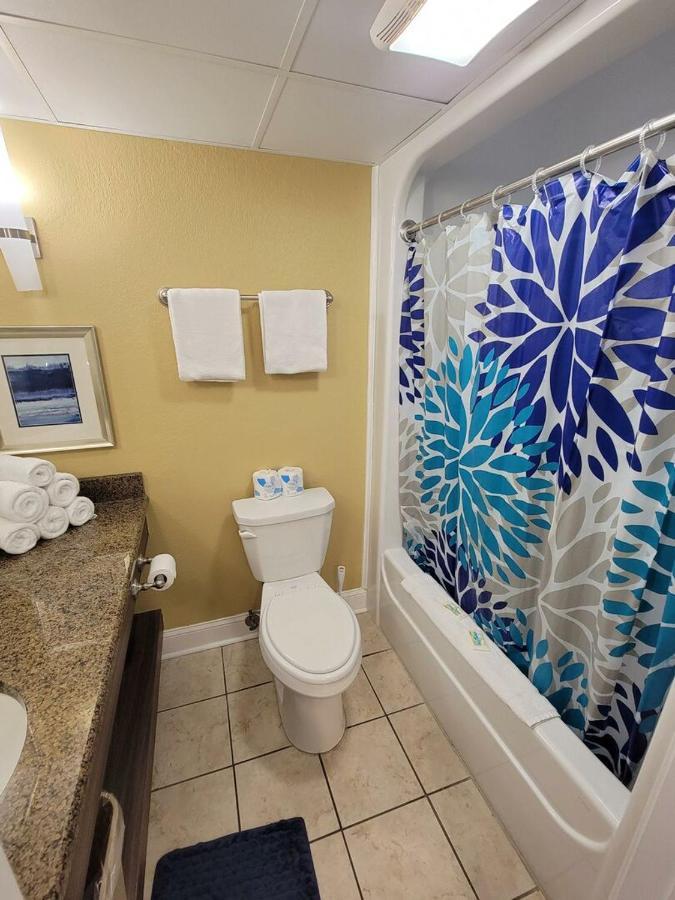 Ocean View King Suite With Modern Decor And Accents - Caravelle Resort 605 Sleeps 4 Guests Myrtle Beach Zewnętrze zdjęcie